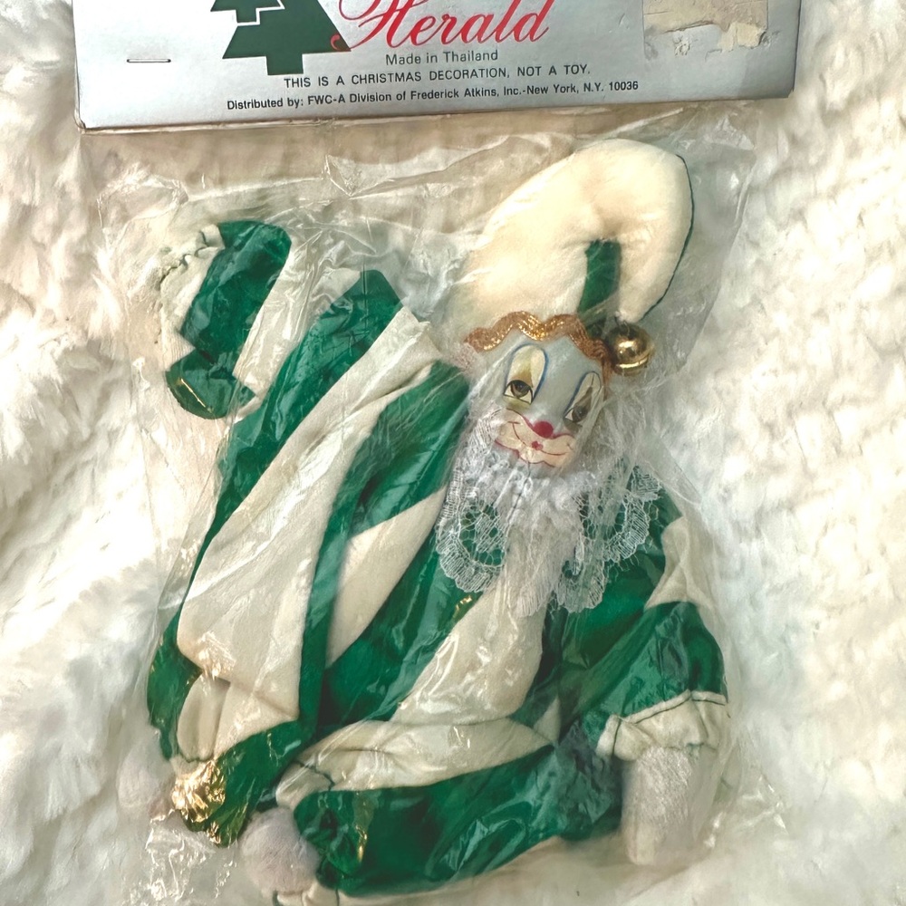 NWT Vintage Green and White Clown Figurine Decoration
